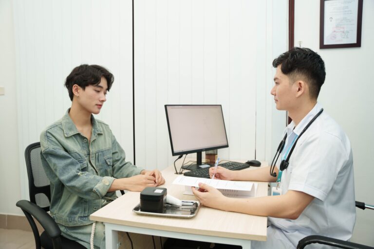 tư vấn điều trị HIV