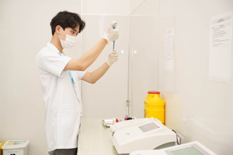 xét nghiệm HIV ag/ab